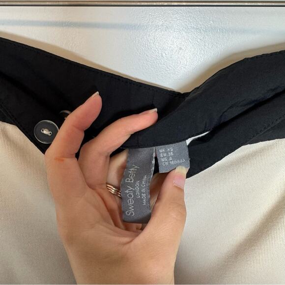 Sweaty Betty Riley Cream Black Thick Cuffed Sweatpants Joggers Size XS - Picture 3 of 7